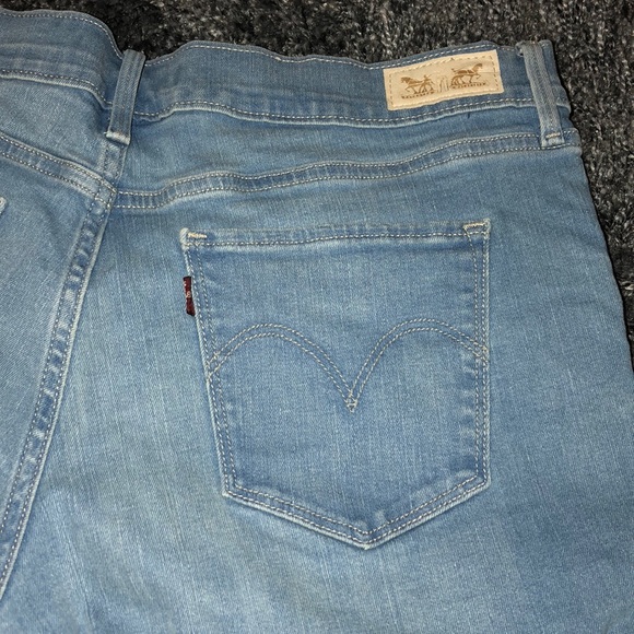 Levi’s jean shorts - Picture 2 of 2